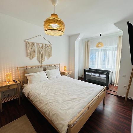 Delis Apartment Sinaia Buitenkant foto